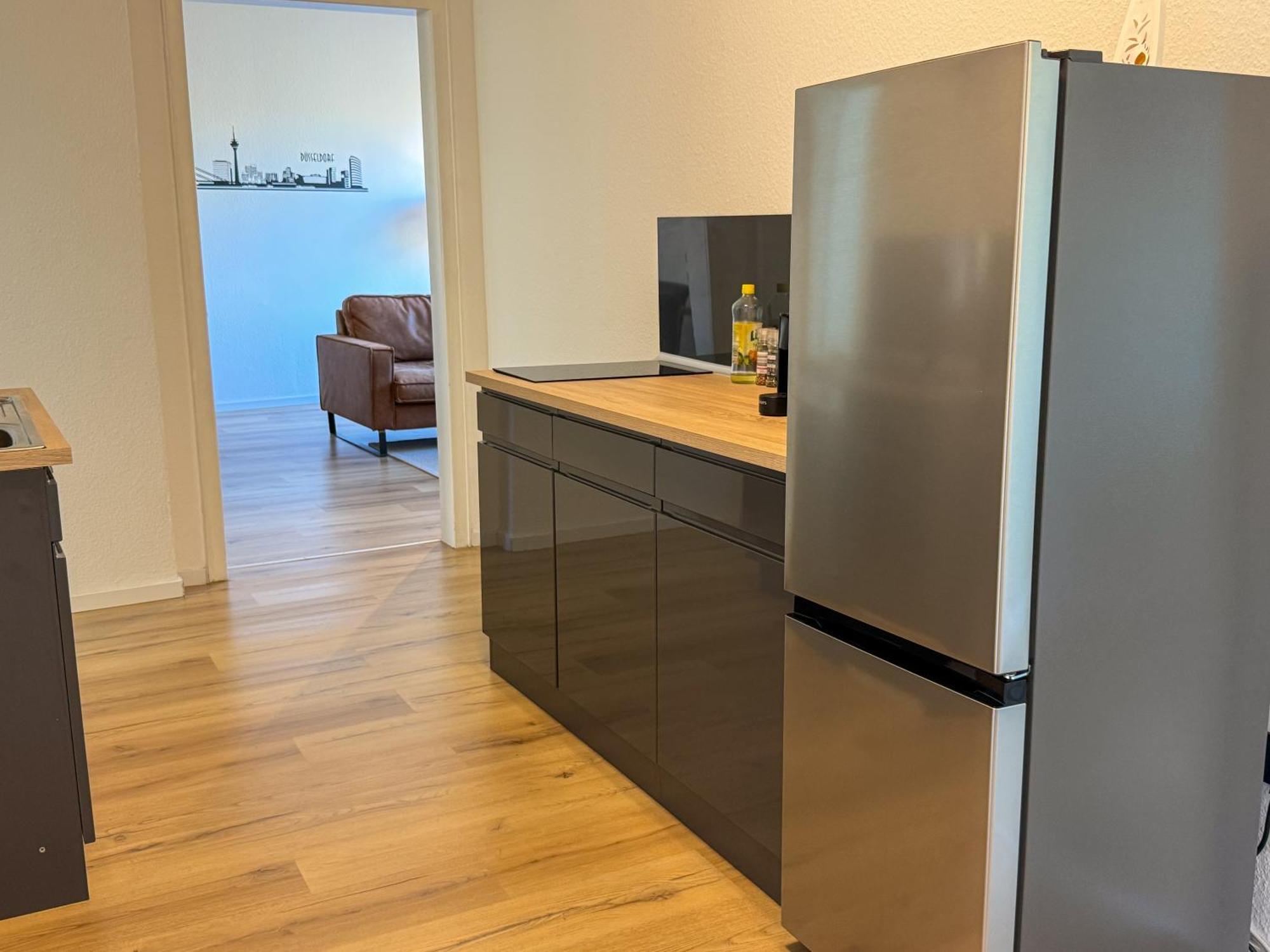 Apartment Duesseltal Messe 100Qm デュッセルドルフ エクステリア 写真